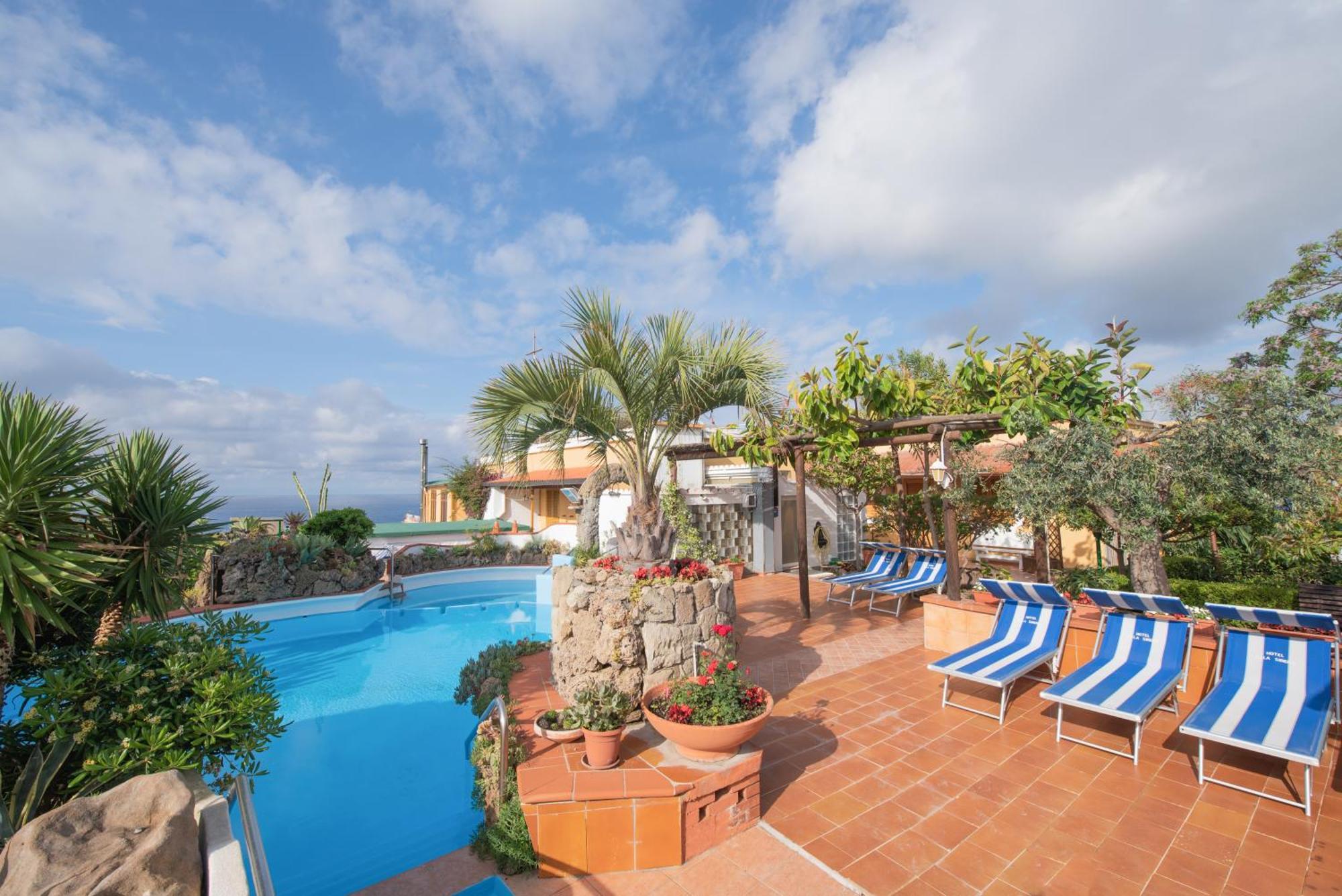 Hotel Villa Sirena Sant'Angelo  Bagian luar foto