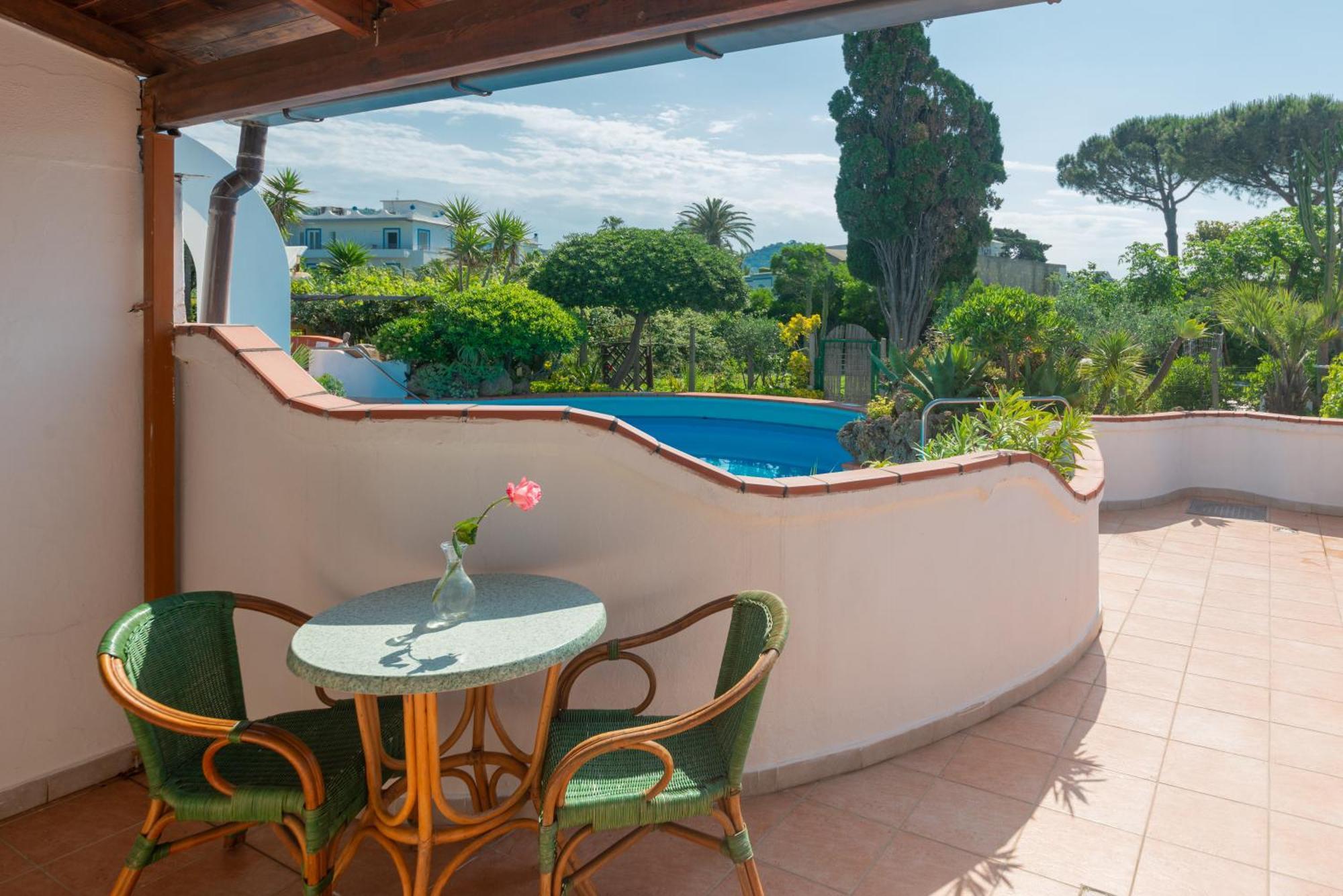 Hotel Villa Sirena Sant'Angelo  Bagian luar foto
