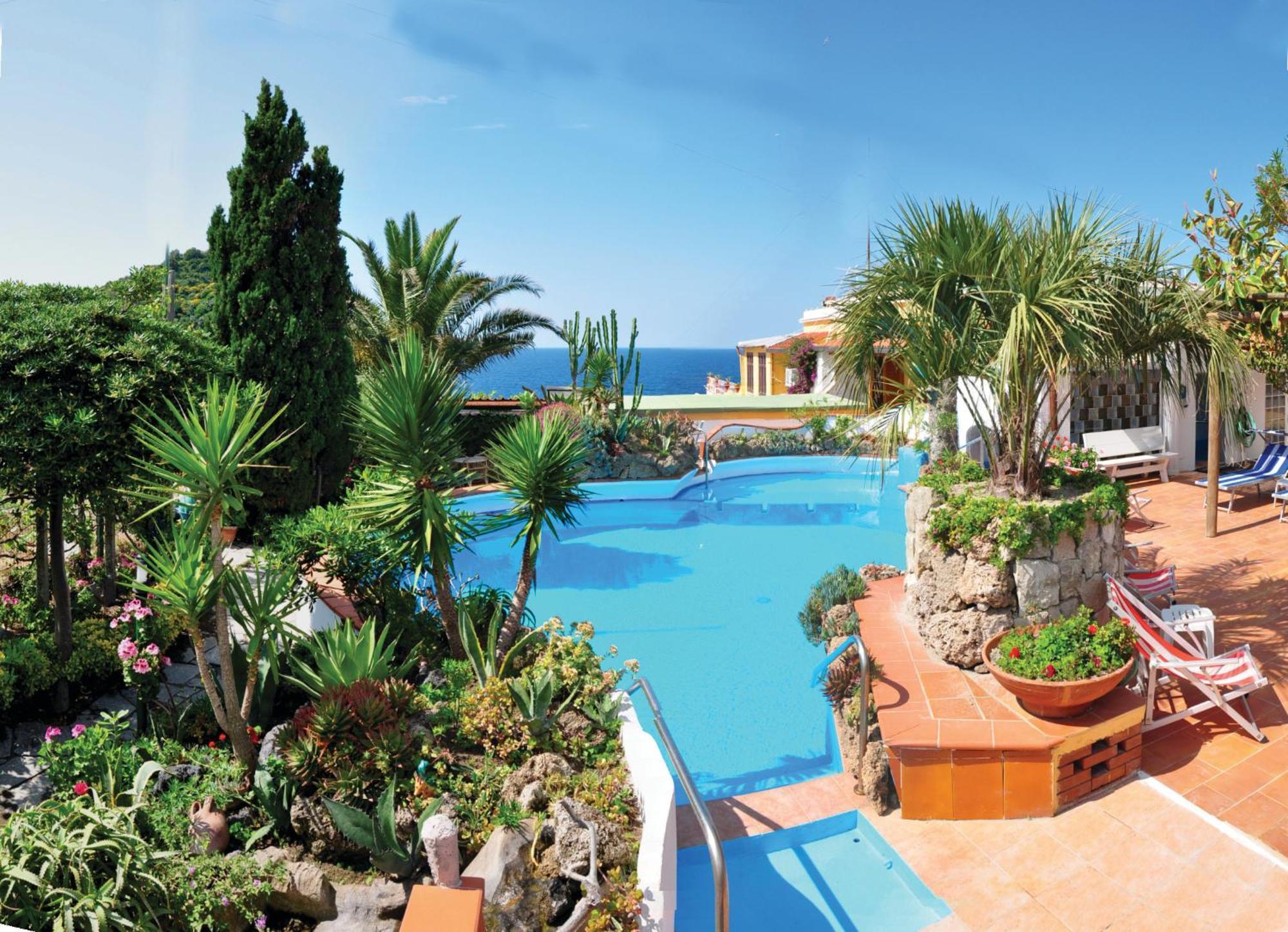Hotel Villa Sirena Sant'Angelo  Bagian luar foto